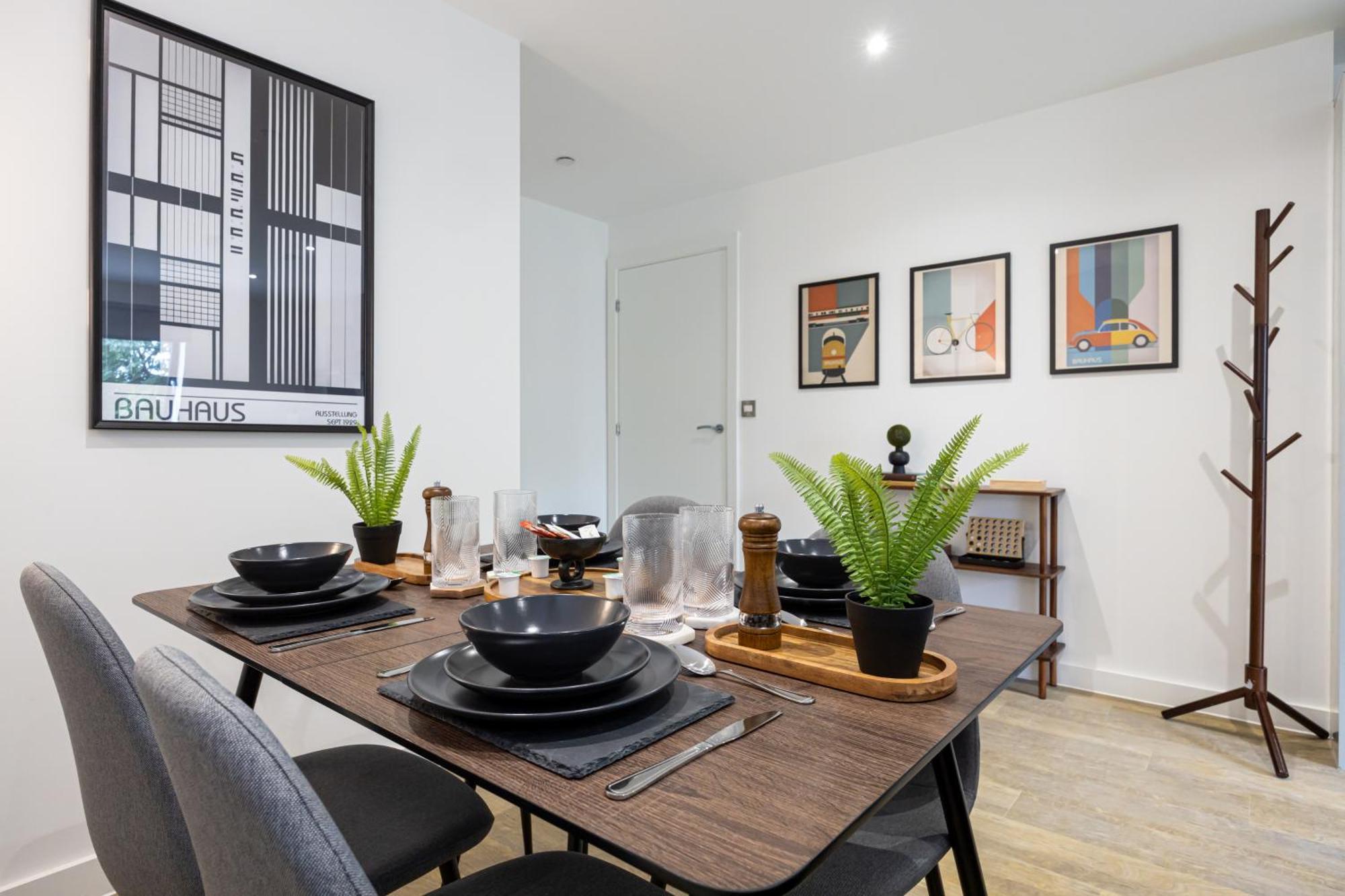 Oscar House - 2 Bed Apartment *